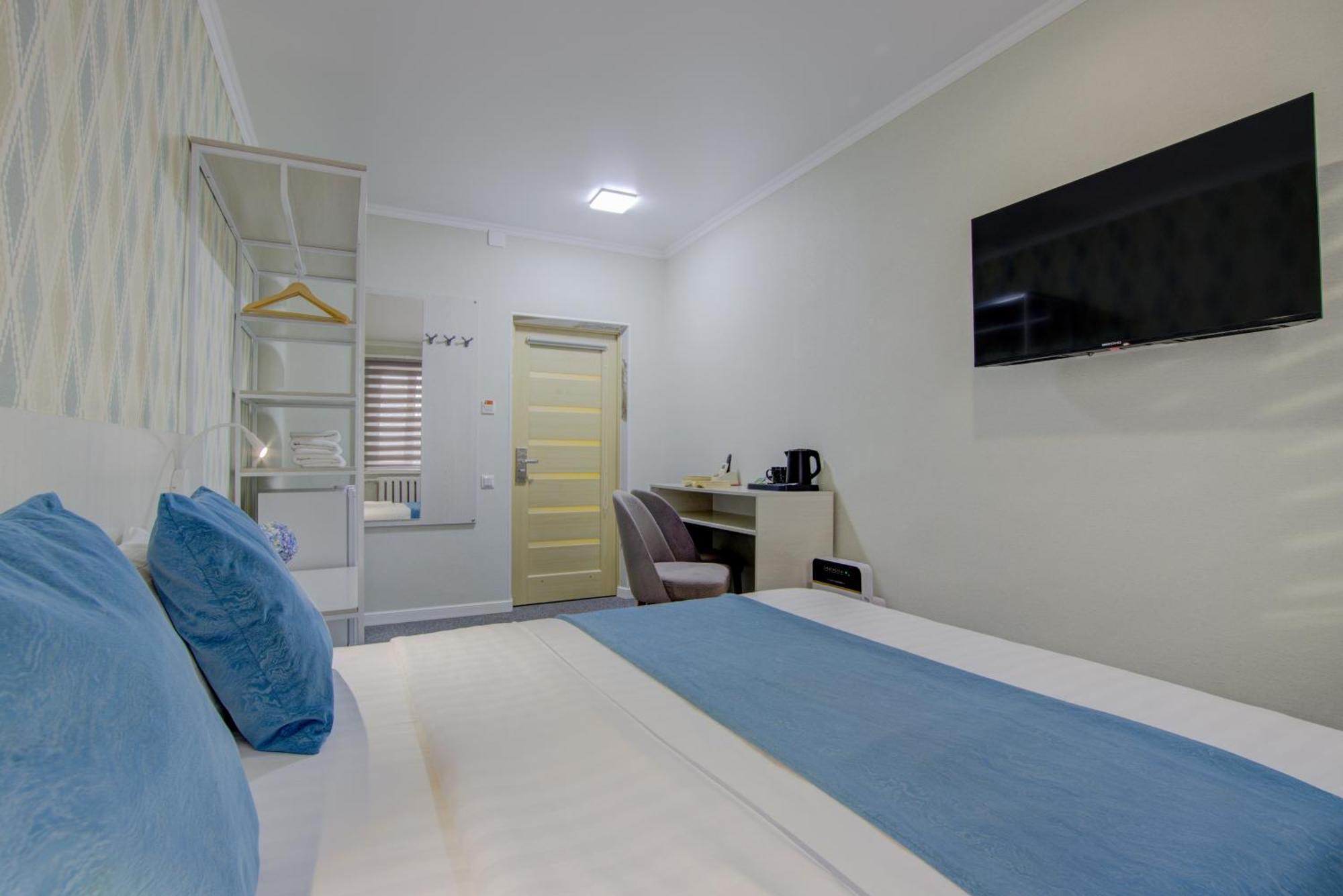 Viva Hotel Bisjkek Eksteriør billede